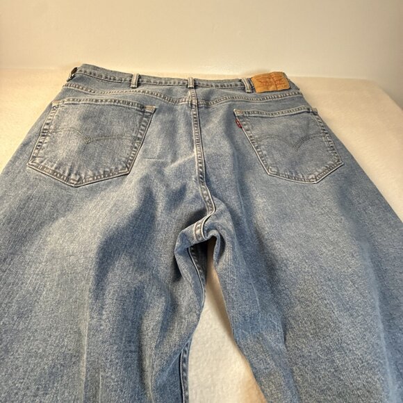 Levi's 550 Men Jeans 40x30 Denim Straight Relaxed Fit Pockets High Rise Casual - Picture 11 of 12